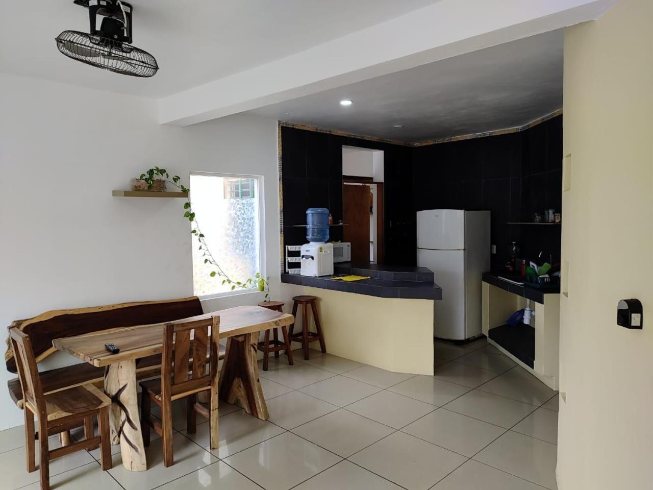 Brisamar Guesthouse 埃斯孔迪多港 外观 照片
