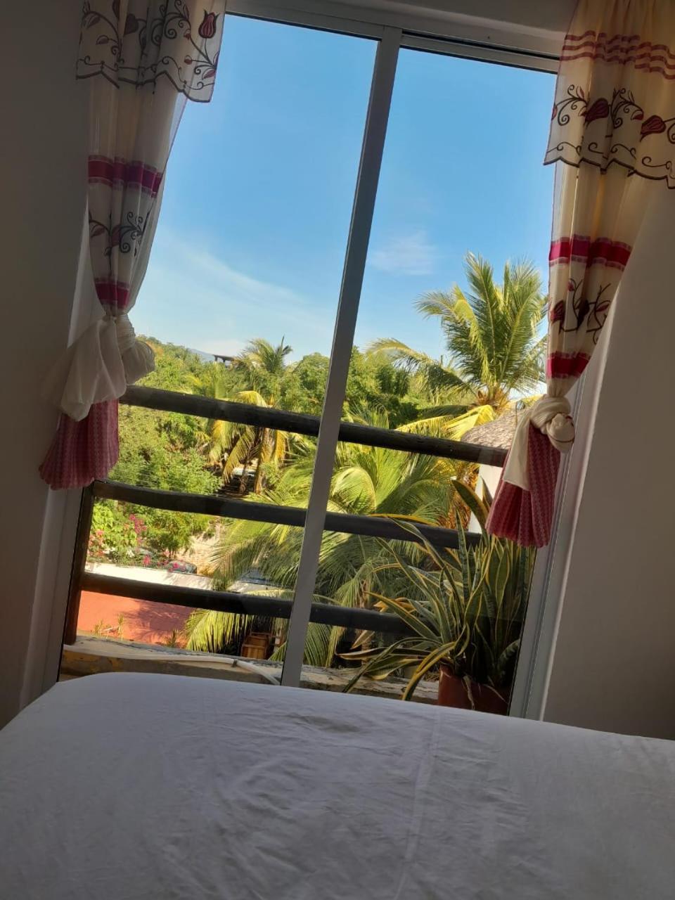 Brisamar Guesthouse 埃斯孔迪多港 外观 照片